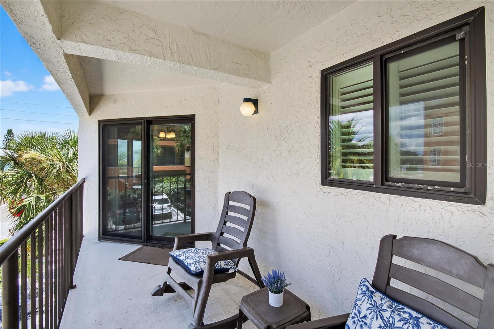 Image 28 of 92 For 2112 Gulf Boulevard 2a