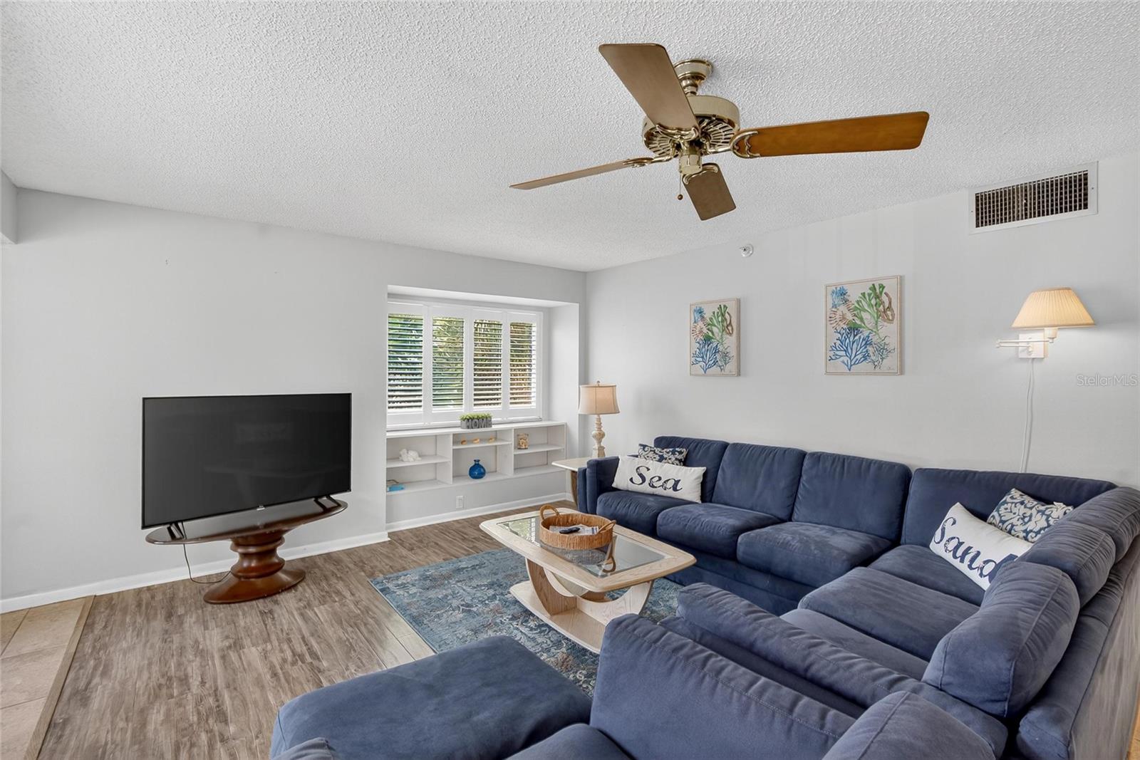 Image 33 of 92 For 2112 Gulf Boulevard 2a