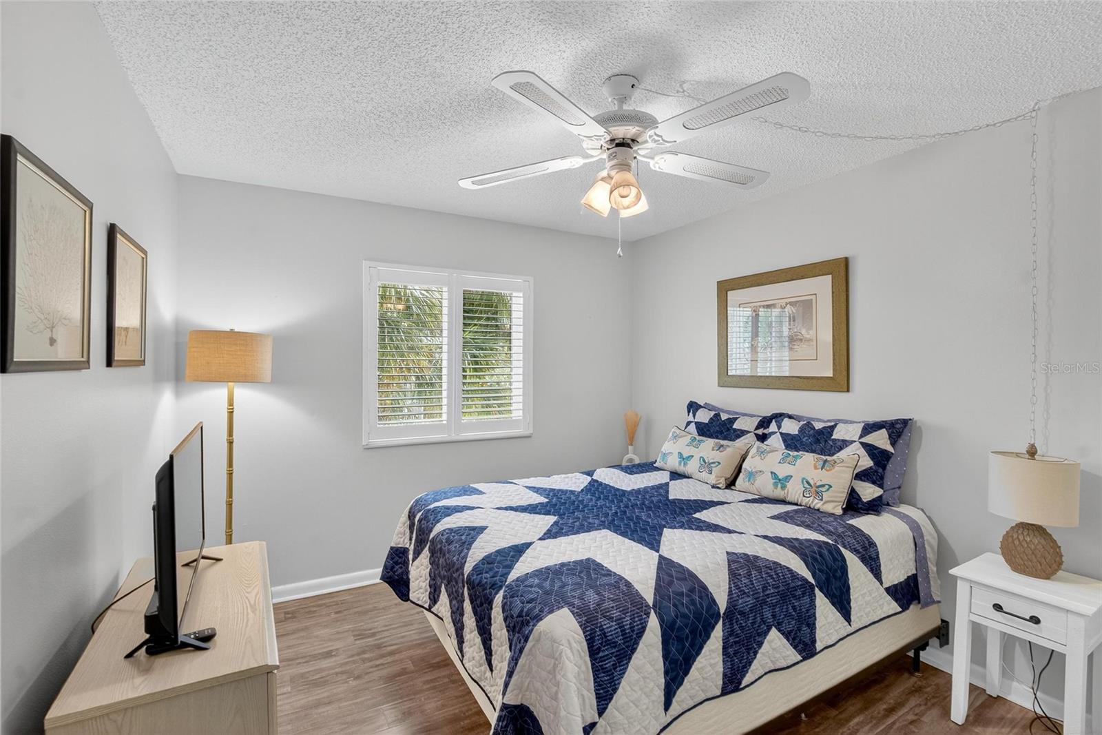 Image 35 of 92 For 2112 Gulf Boulevard 2a