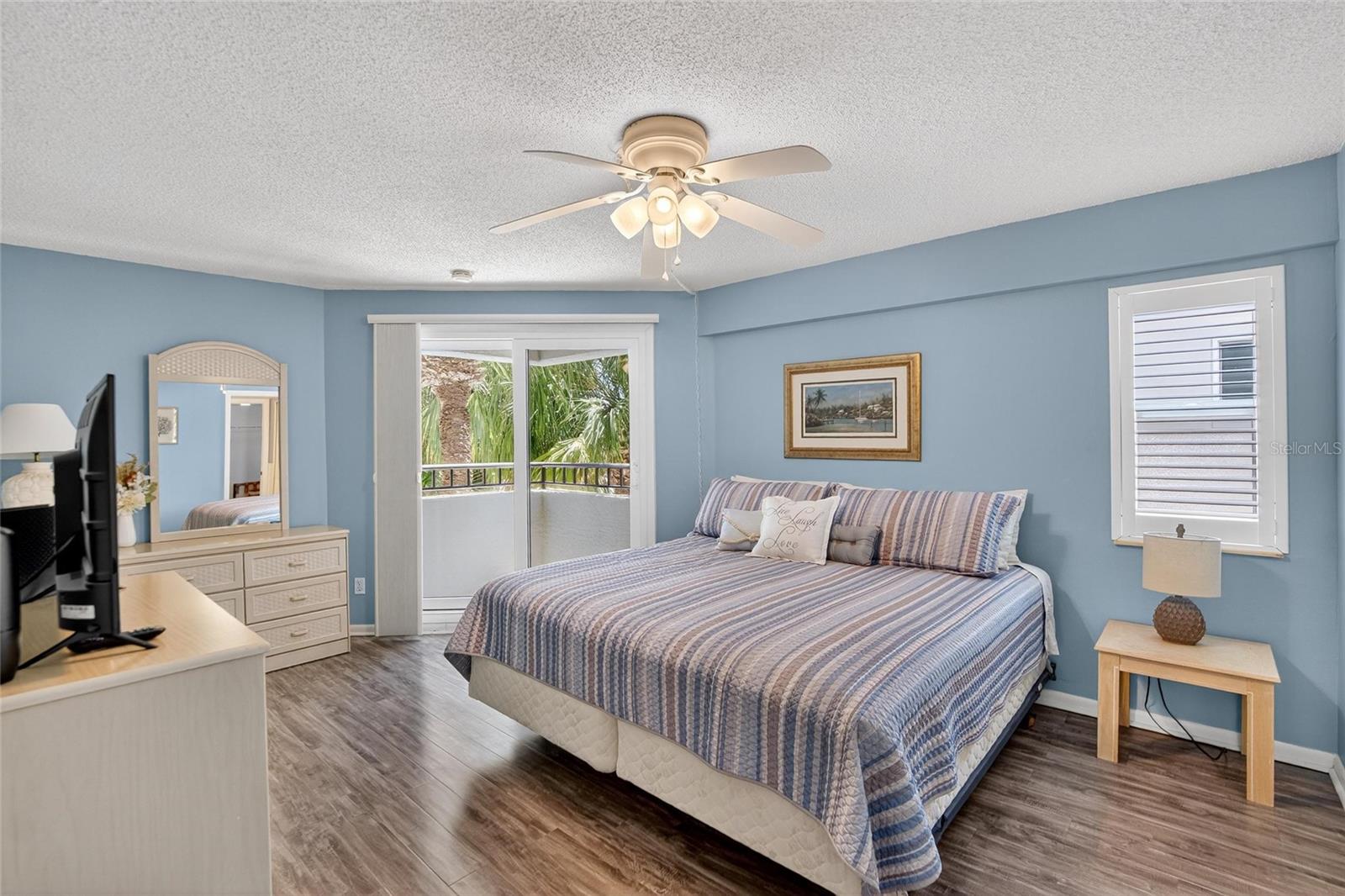 Image 40 of 92 For 2112 Gulf Boulevard 2a