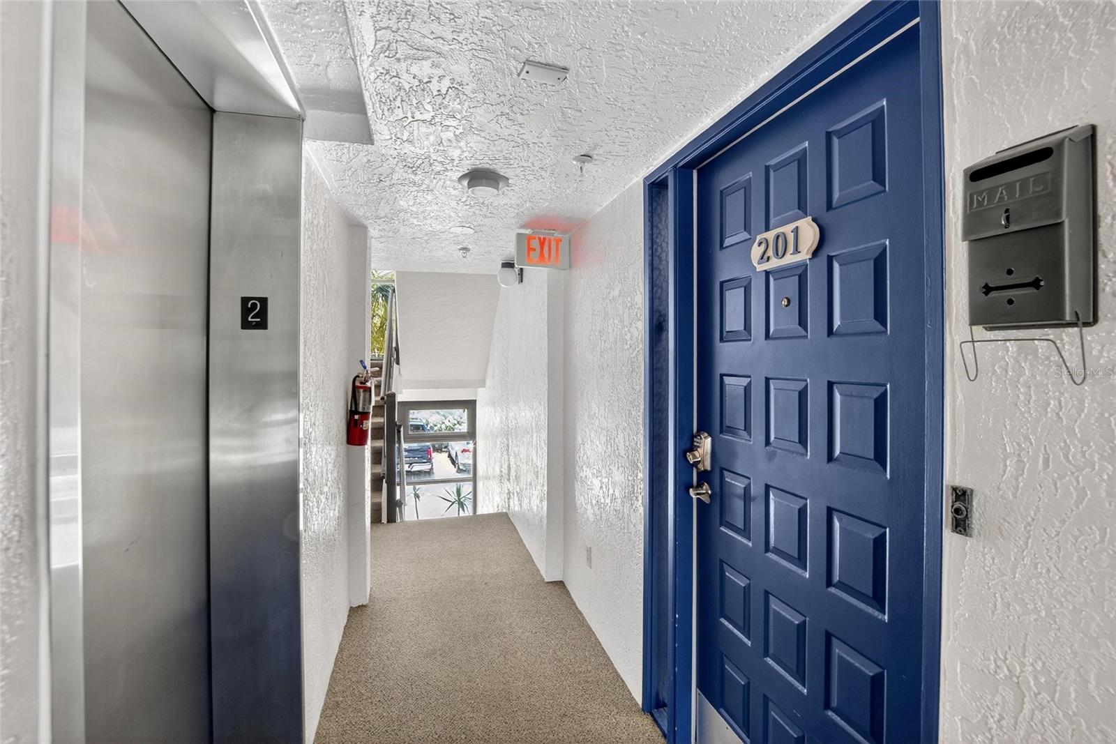 Image 56 of 92 For 2112 Gulf Boulevard 2a