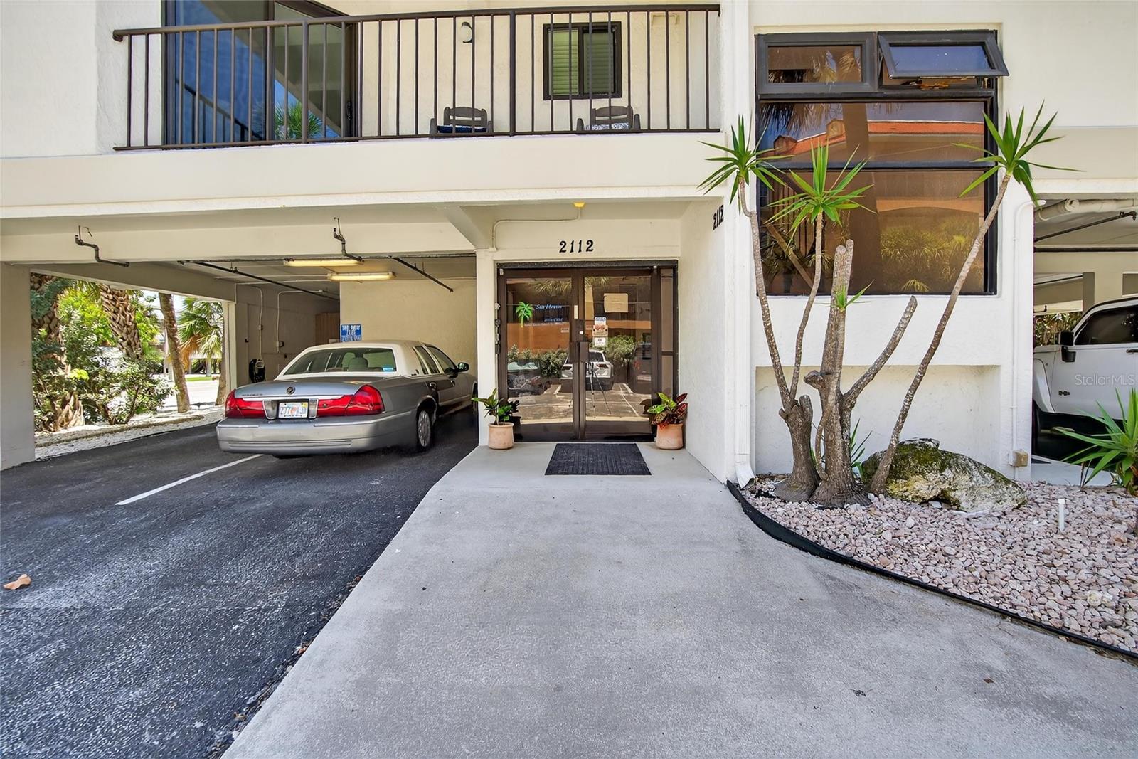 Image 58 of 92 For 2112 Gulf Boulevard 2a