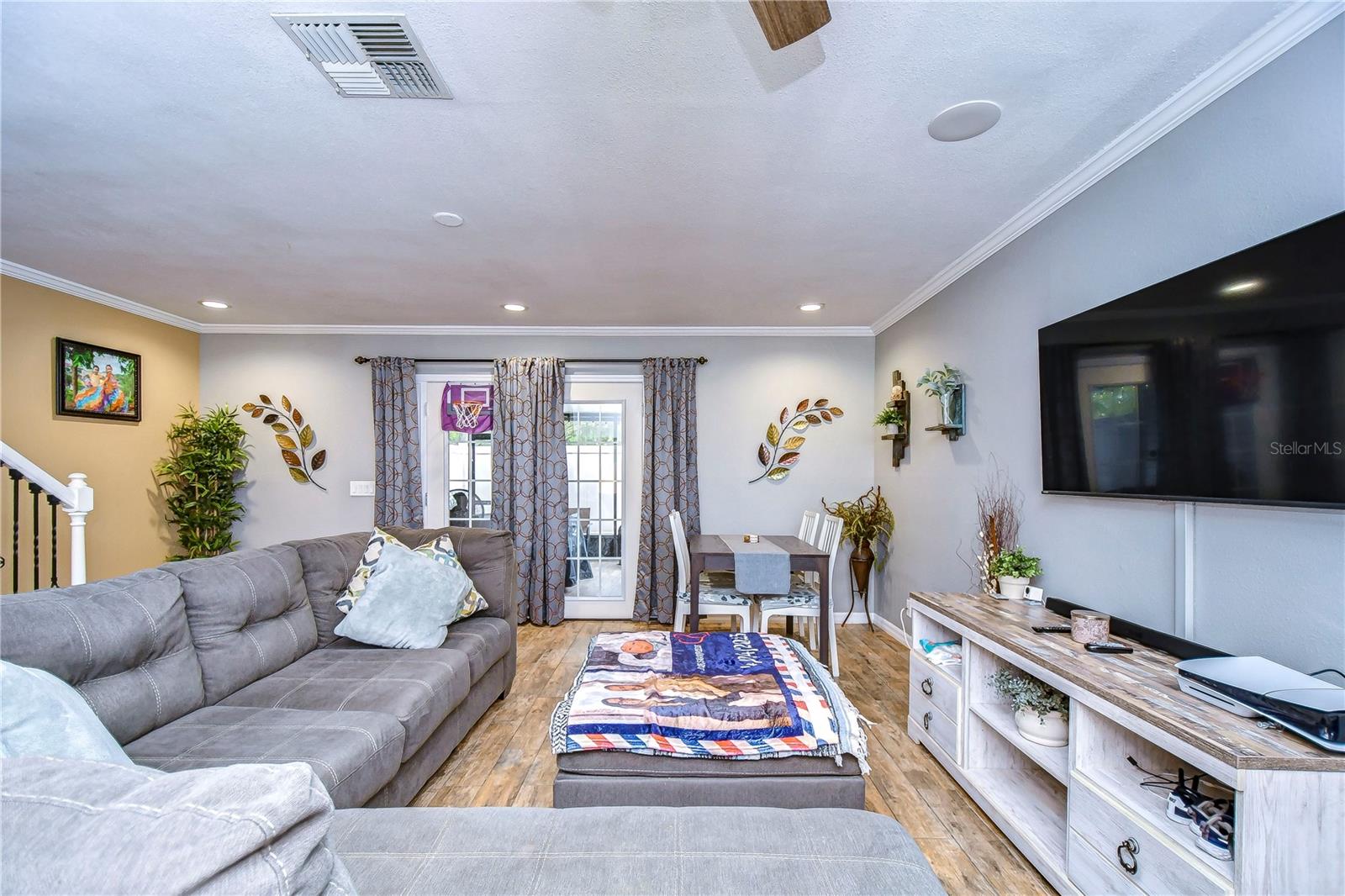 Image 14 of 52 For 16335 Rambling Vine Drive W