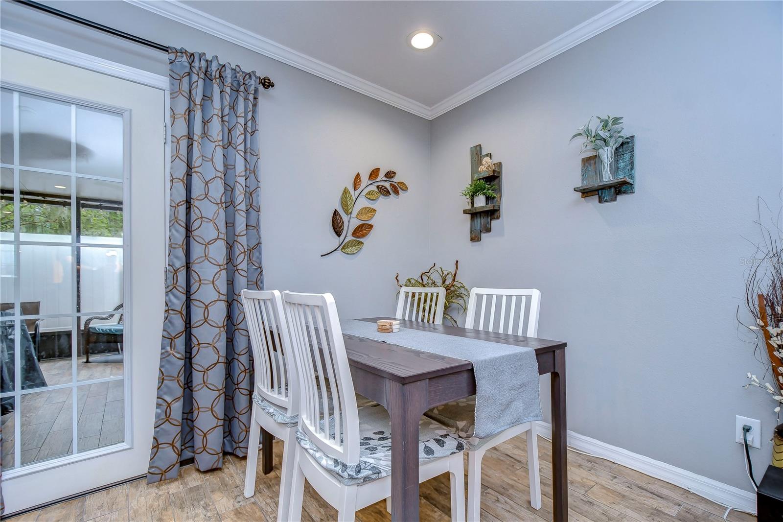 Image 19 of 52 For 16335 Rambling Vine Drive W