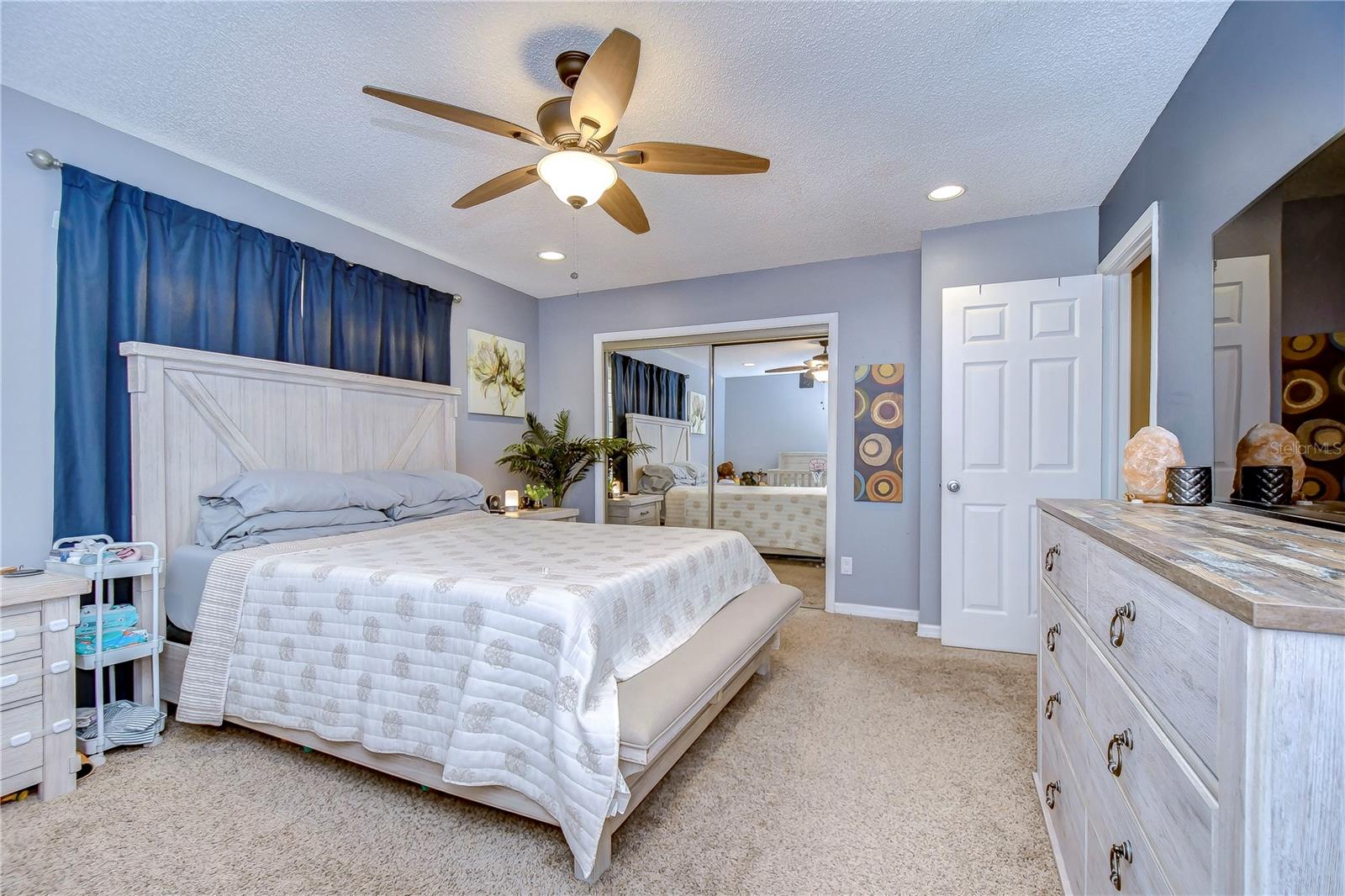 Image 24 of 52 For 16335 Rambling Vine Drive W