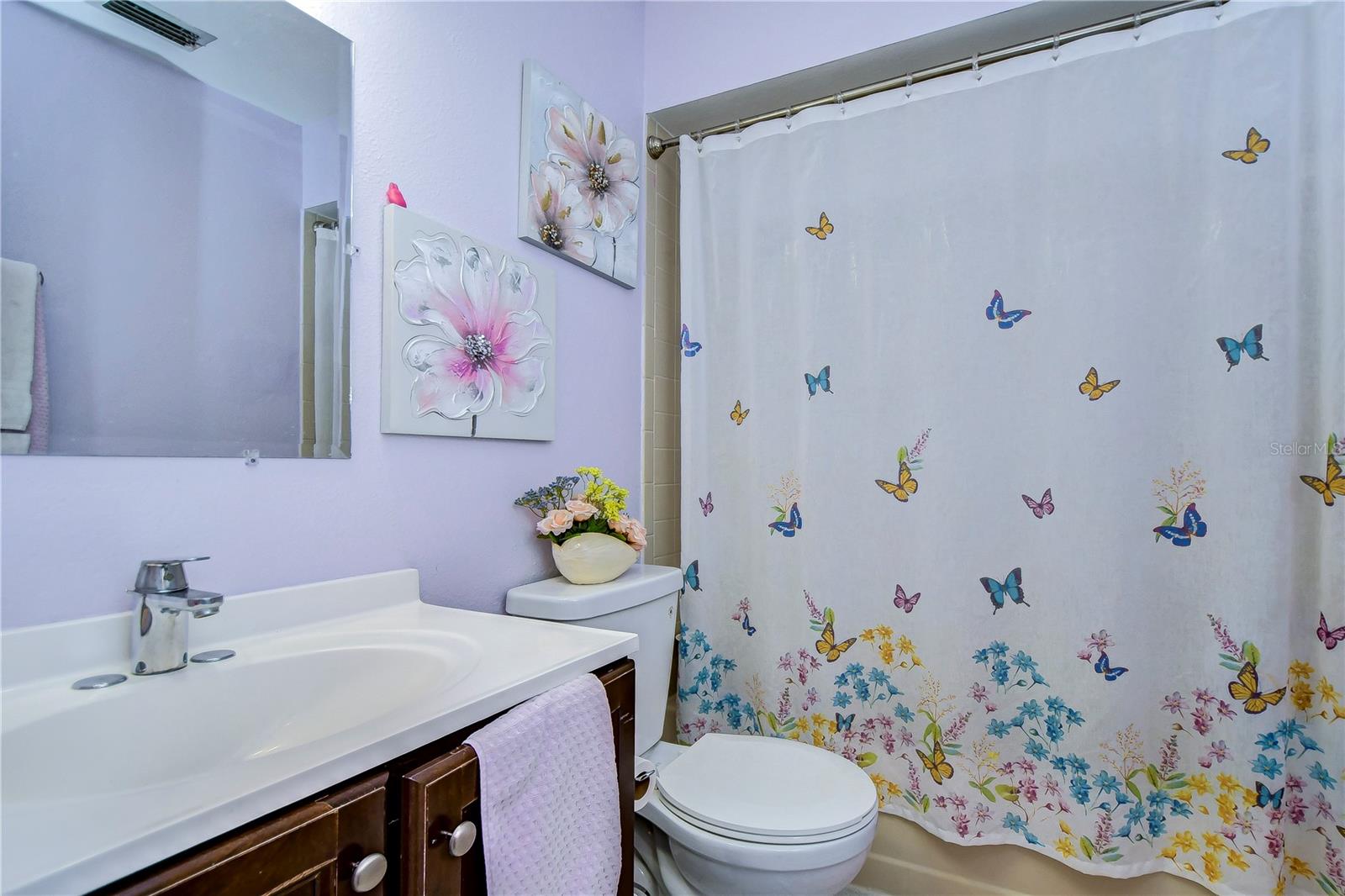 Image 36 of 52 For 16335 Rambling Vine Drive W