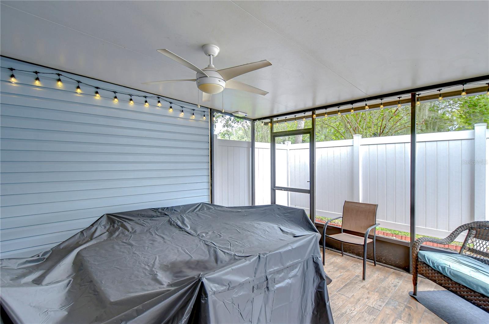 Image 40 of 52 For 16335 Rambling Vine Drive W