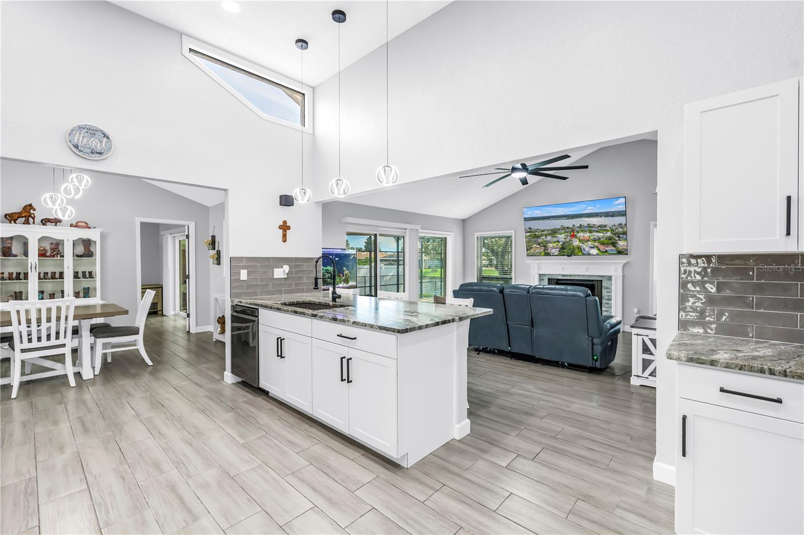 Image 12 of 74 For 11622 Tradewinds Boulevard