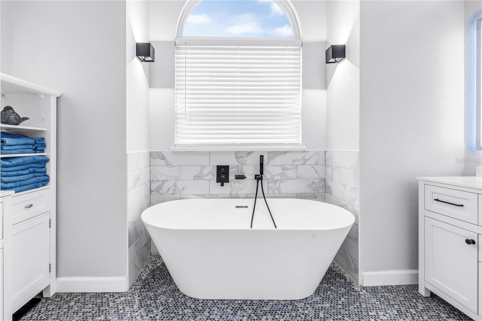 Image 24 of 74 For 11622 Tradewinds Boulevard