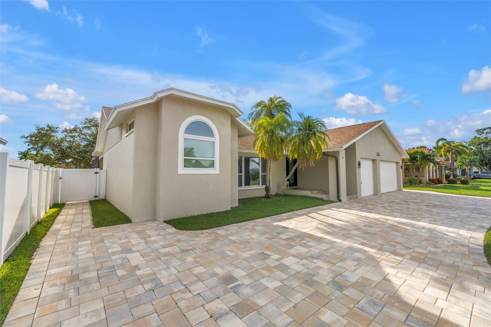 Image 61 of 74 For 11622 Tradewinds Boulevard