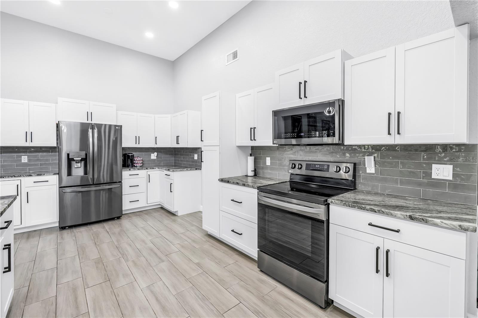 Image 9 of 74 For 11622 Tradewinds Boulevard