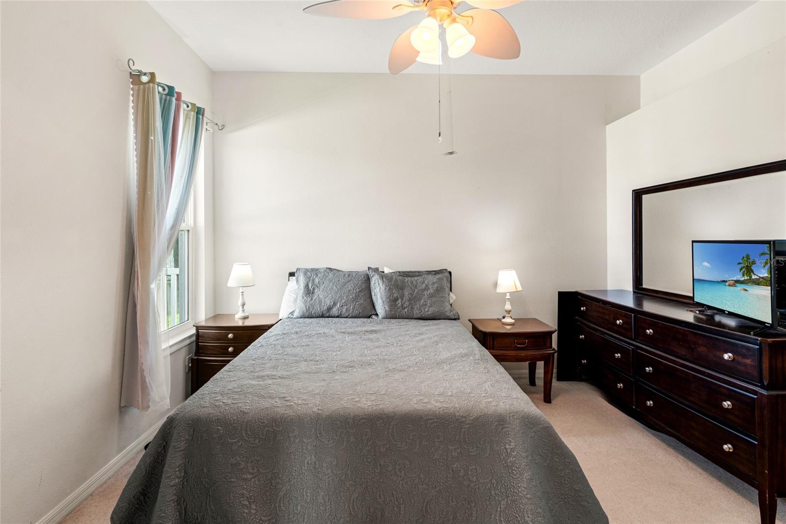 Image 29 of 65 For 18118 Diamond Cove Court