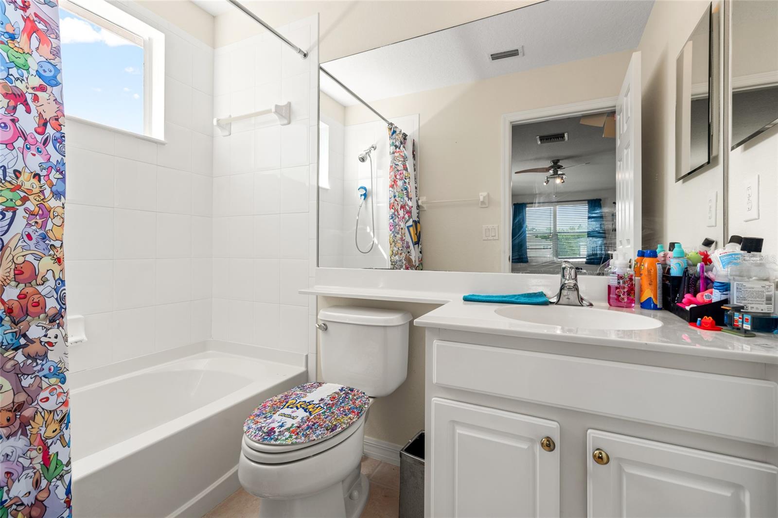 Image 31 of 65 For 18118 Diamond Cove Court
