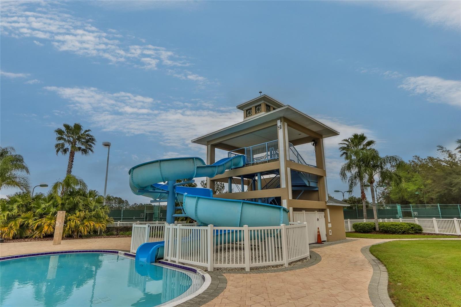 Image 53 of 65 For 18118 Diamond Cove Court
