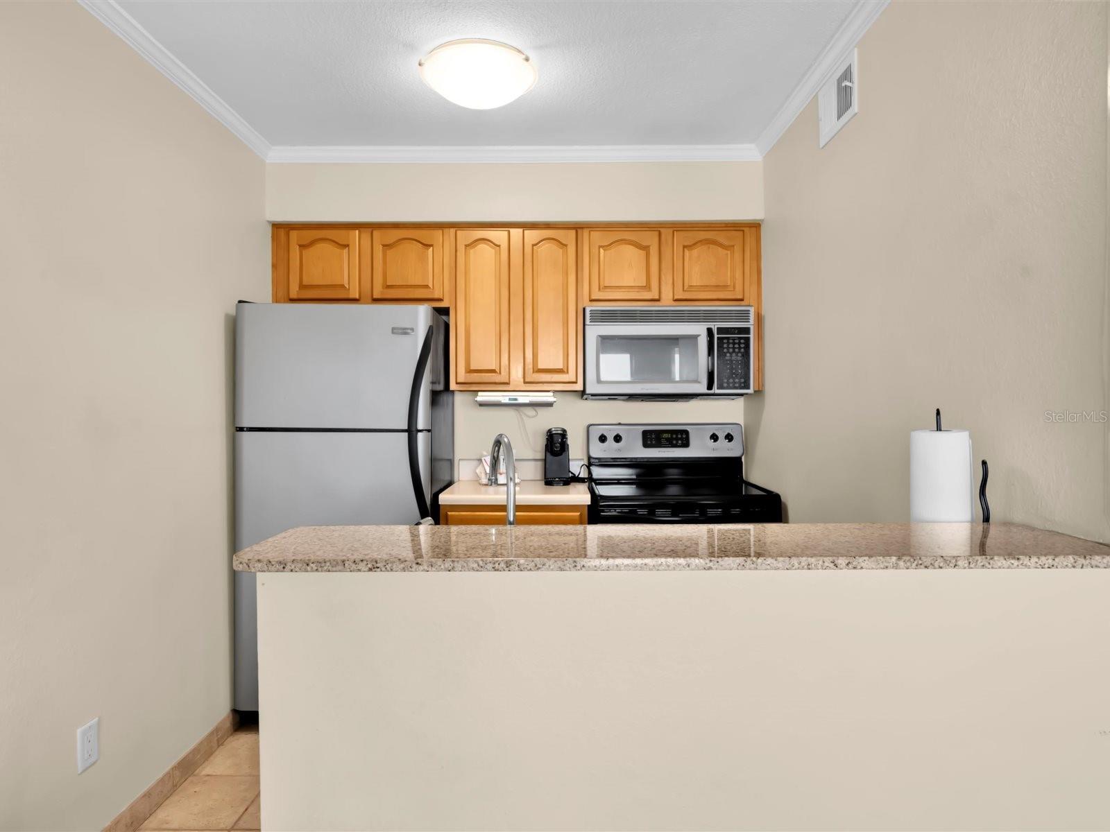 Image 4 of 35 For 2506 Rocky Point Drive 418