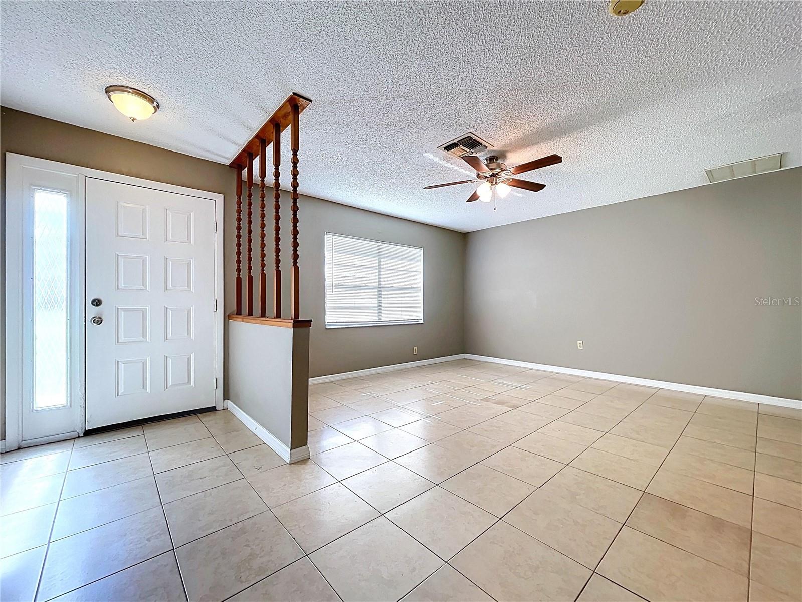 Listing photo id 0 for 3251 Gretna Drive
