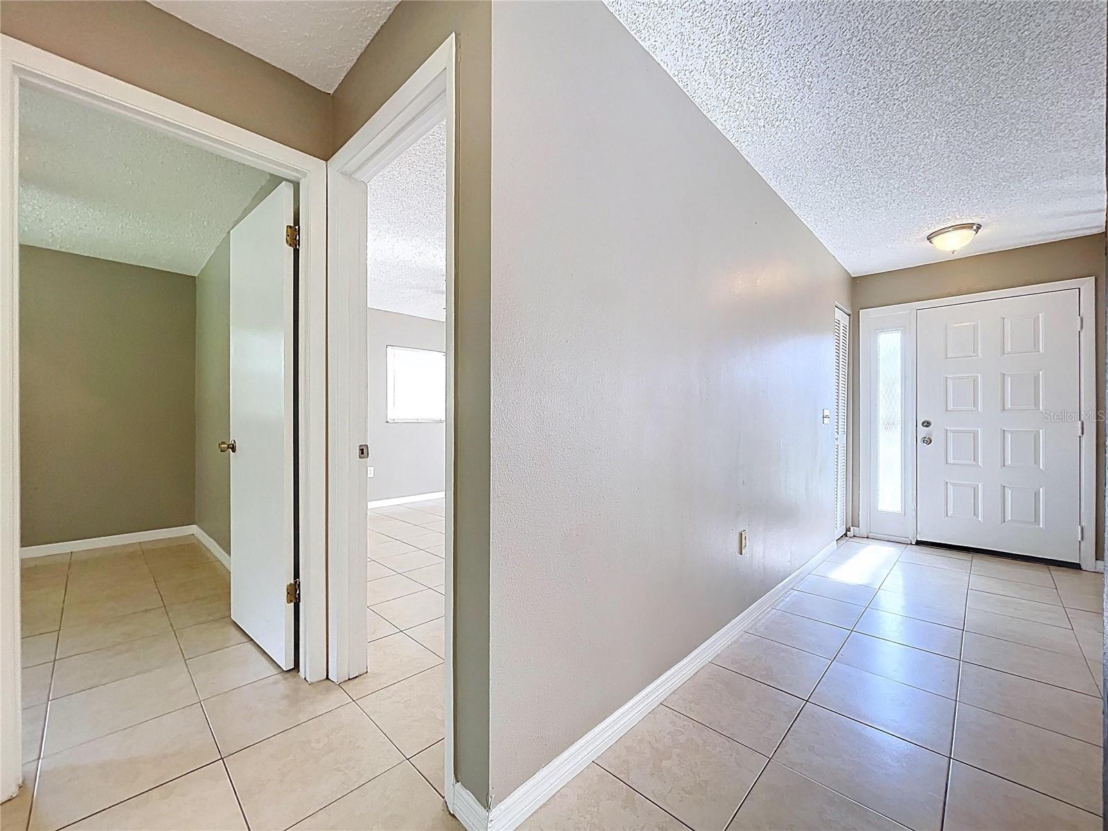 Listing photo id 18 for 3251 Gretna Drive