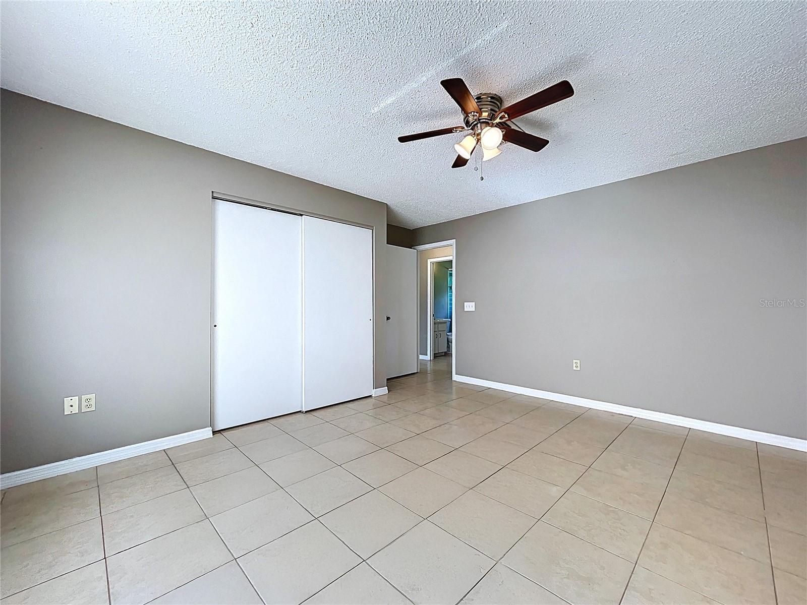 Listing photo id 19 for 3251 Gretna Drive