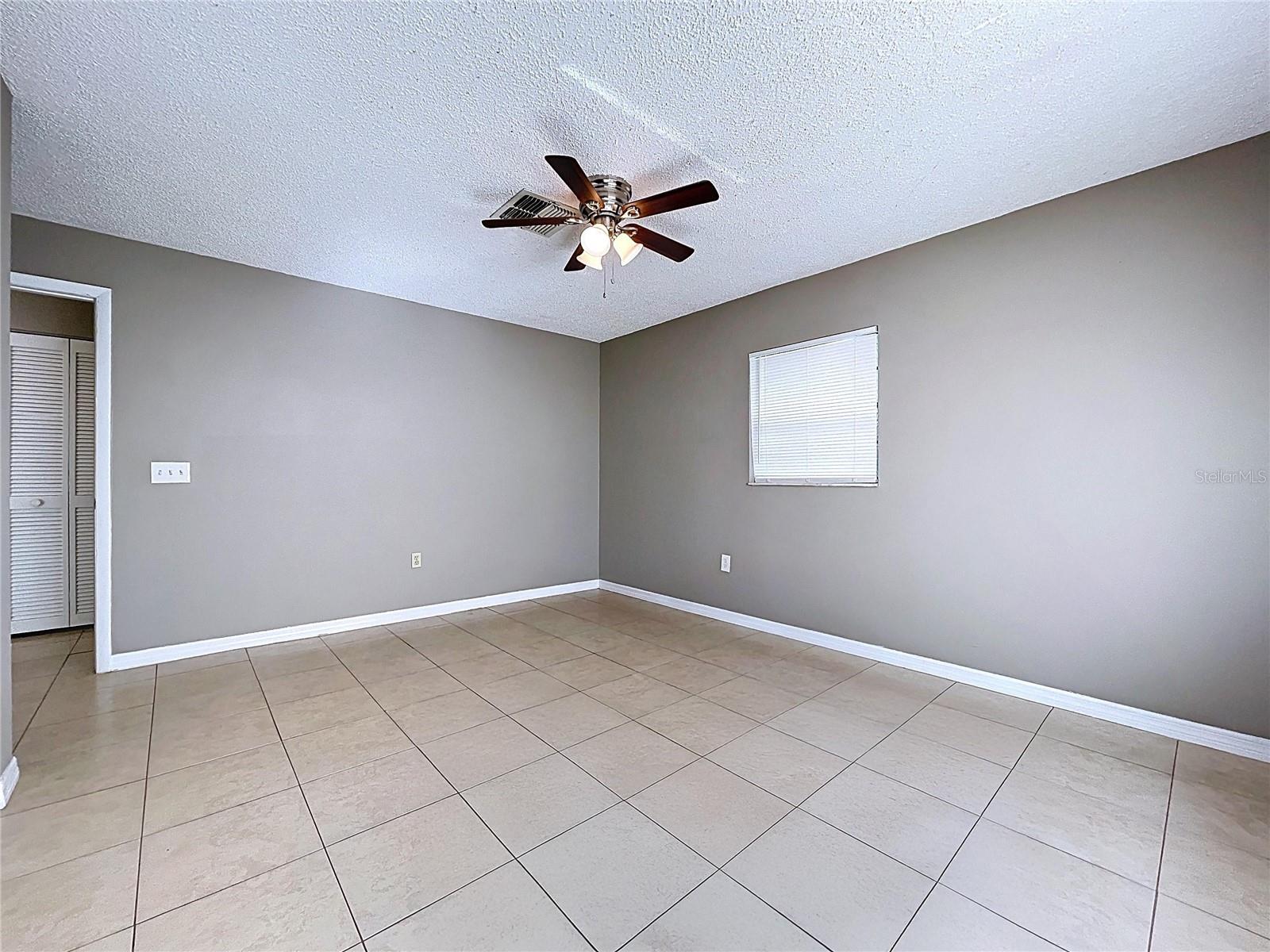 Listing photo id 23 for 3251 Gretna Drive