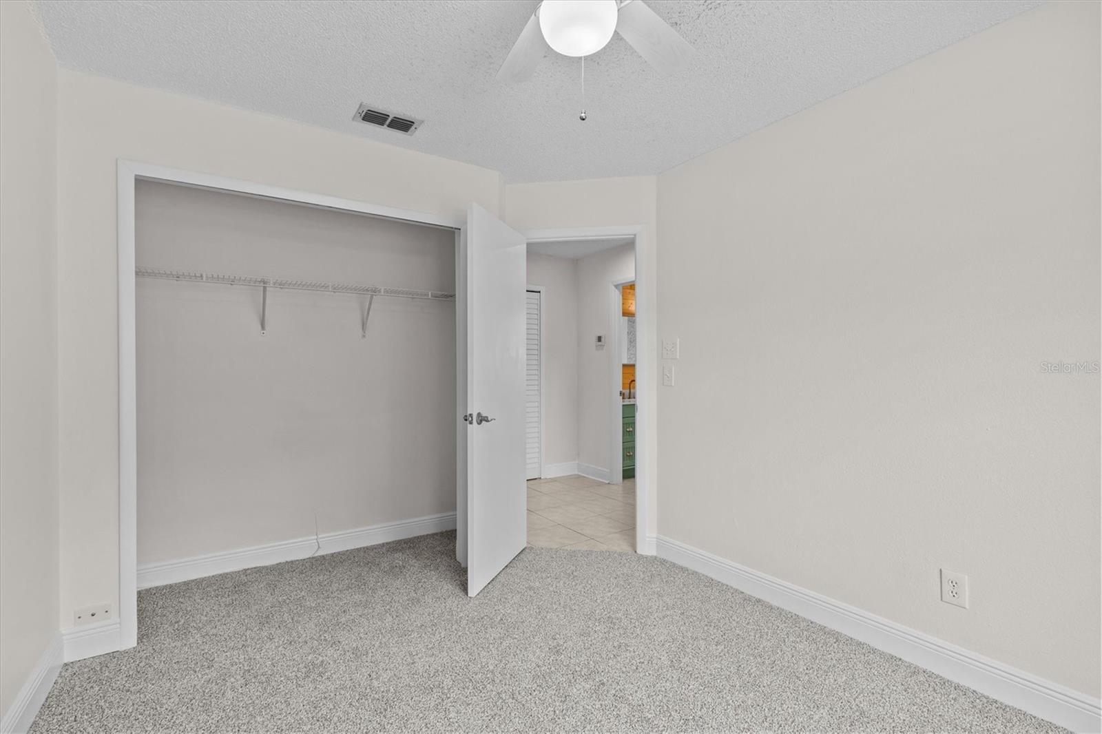 Image 24 of 36 For 1671 Silverwood Street