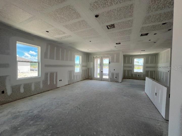 Image 12 of 41 For 2597 Broadwing St