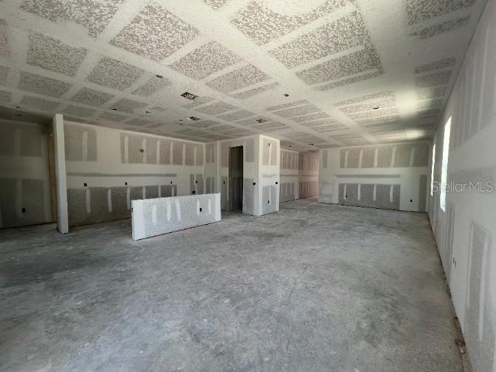 Image 15 of 41 For 2597 Broadwing St
