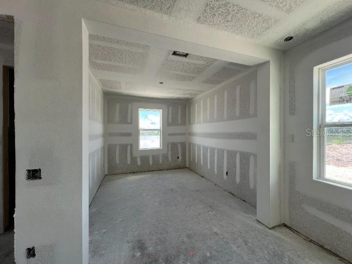 Image 27 of 41 For 2597 Broadwing St
