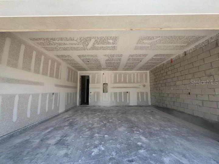 Image 33 of 41 For 2597 Broadwing St