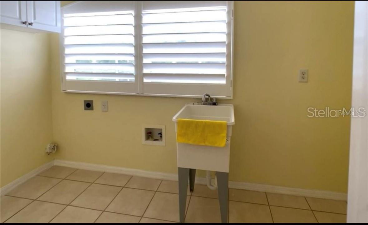 Image 39 of 42 For 18020 Maui Isle Drive