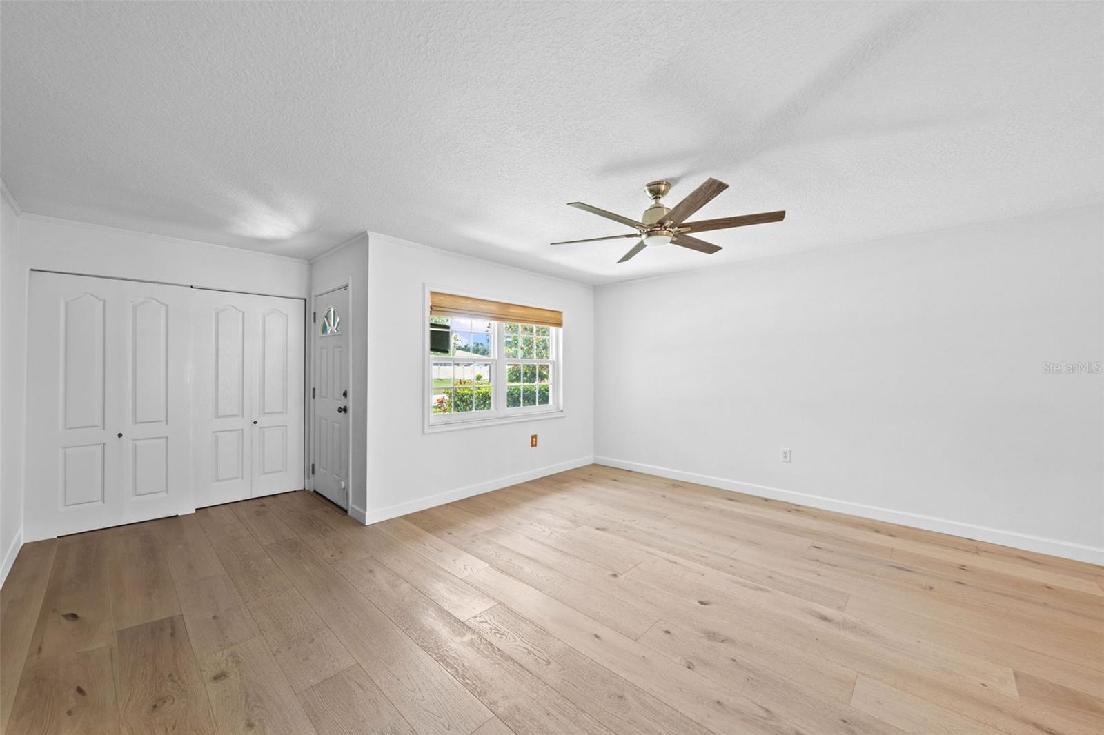 Image 10 of 33 For 7164 62nd Avenue N