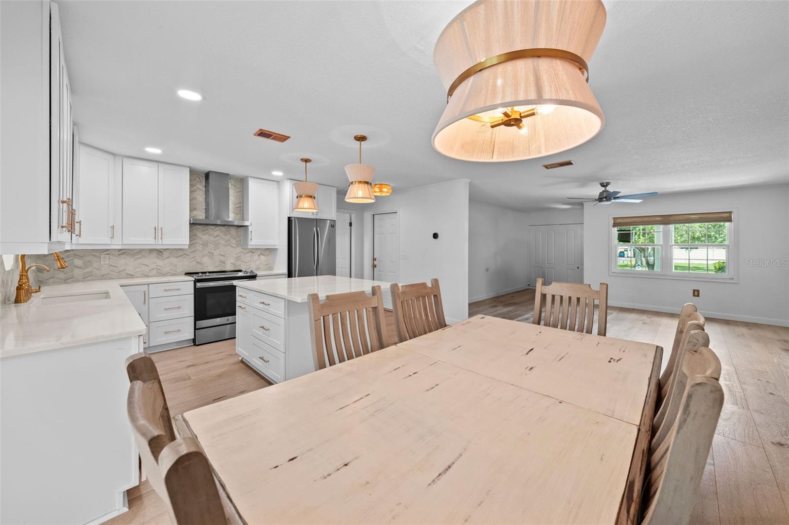 Image 13 of 33 For 7164 62nd Avenue N