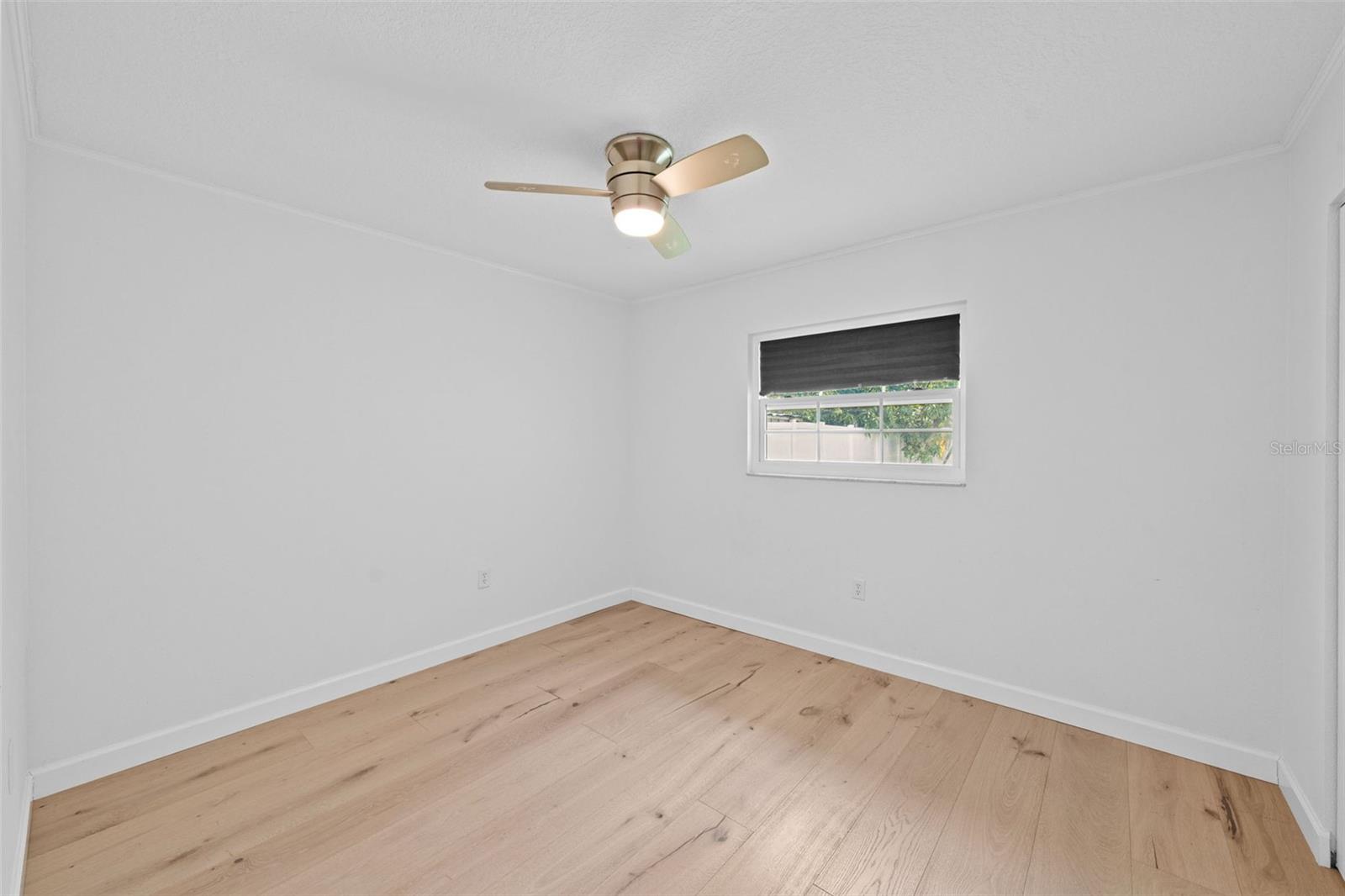 Image 21 of 33 For 7164 62nd Avenue N