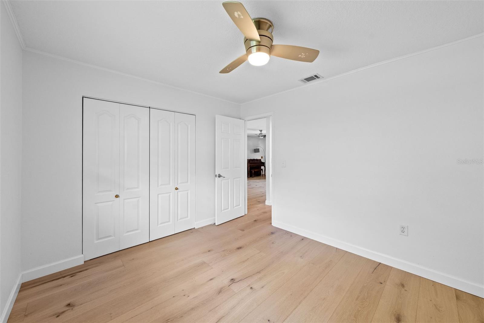 Image 22 of 33 For 7164 62nd Avenue N
