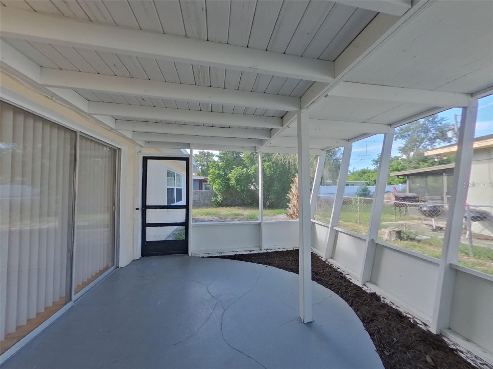 Image 16 of 18 For 4225 Cortez Way S