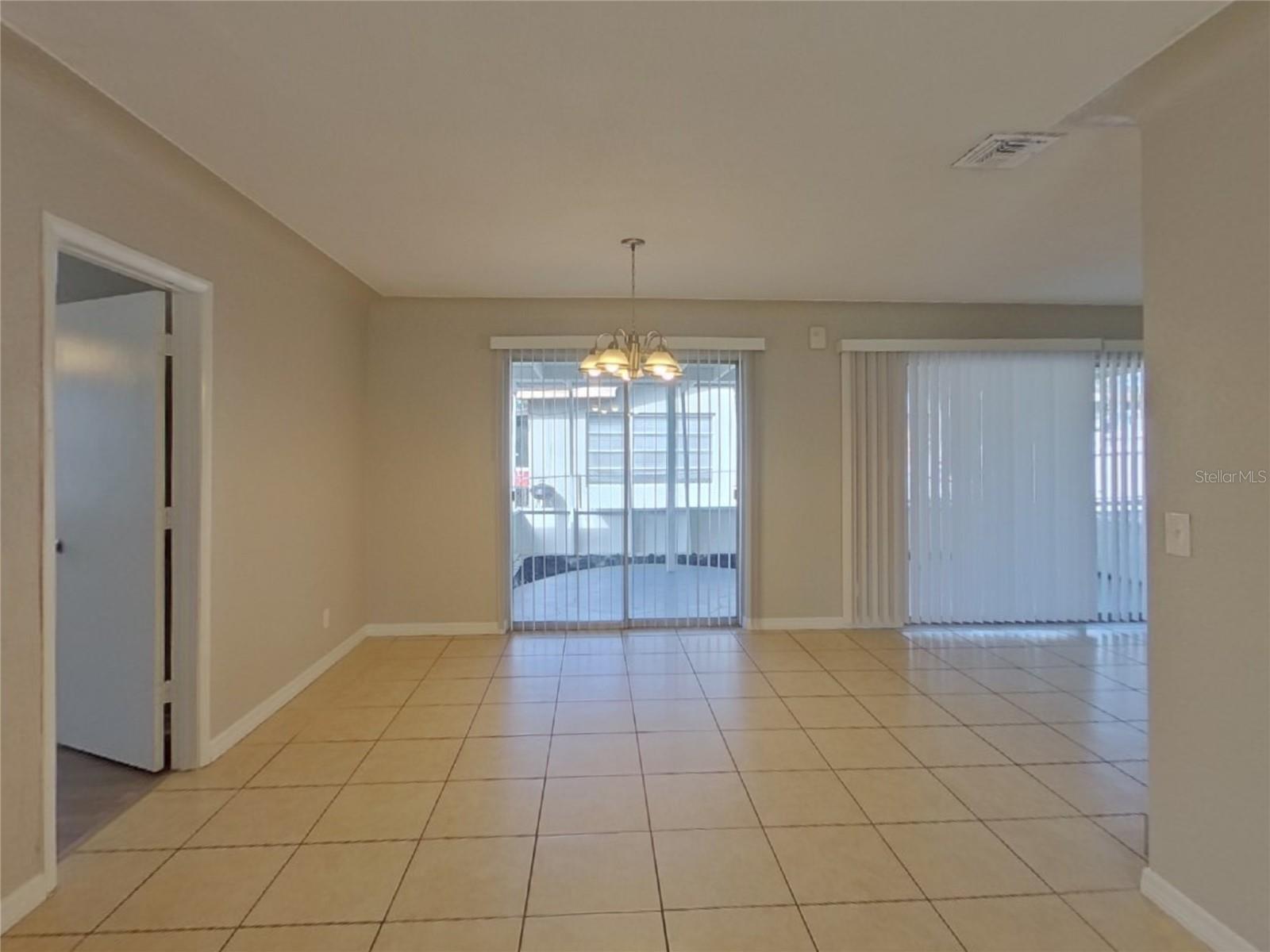 Image 4 of 18 For 4225 Cortez Way S