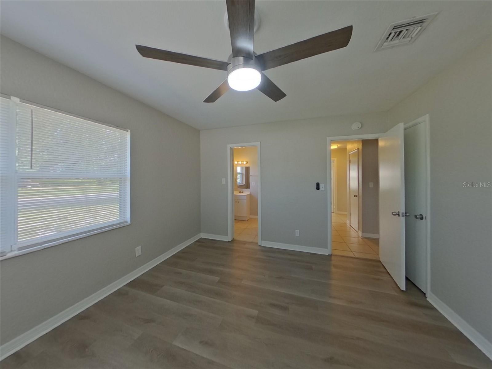 Image 6 of 18 For 4225 Cortez Way S