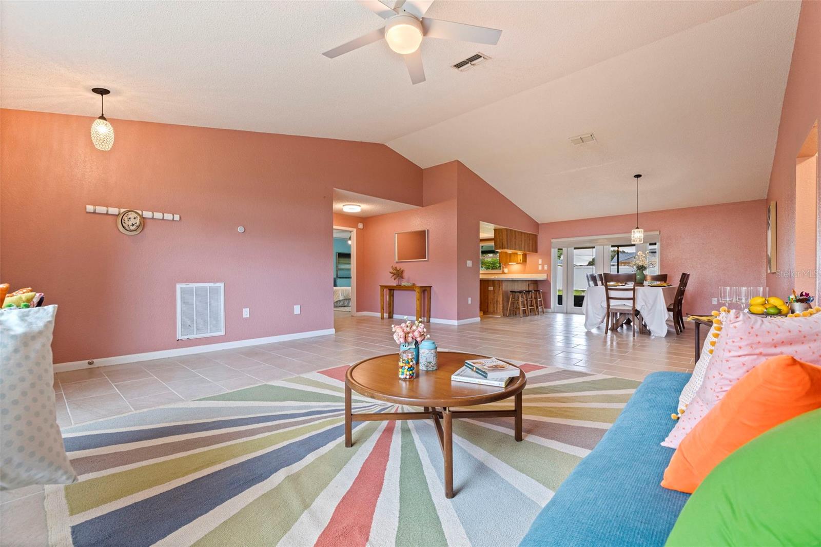 Image 14 of 41 For 5156 Castile Way S