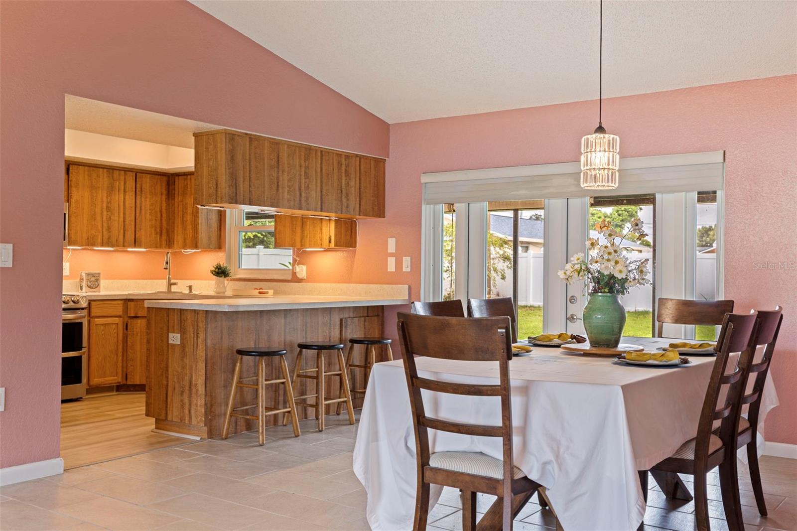 Image 16 of 41 For 5156 Castile Way S