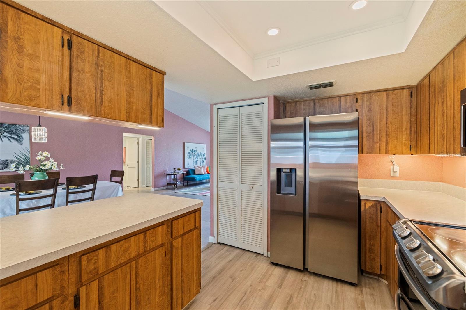 Image 21 of 41 For 5156 Castile Way S