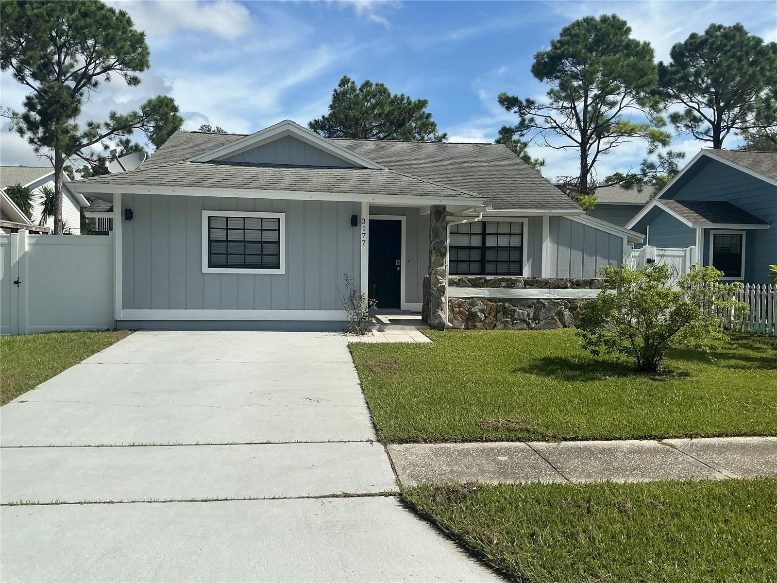 Image 2 of 24 For 3177 Whispering Drive S