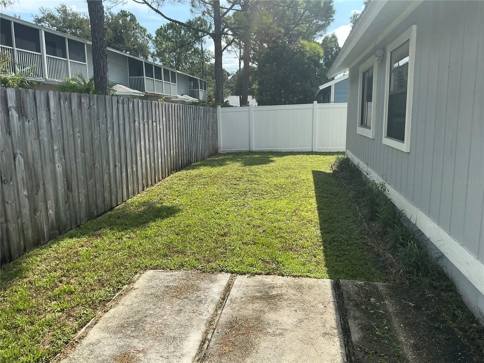 Image 22 of 24 For 3177 Whispering Drive S