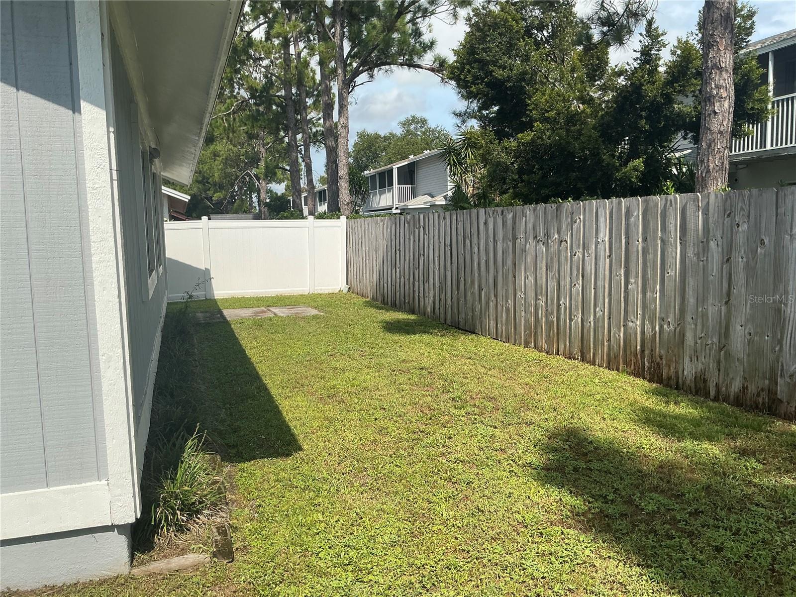 Image 23 of 24 For 3177 Whispering Drive S