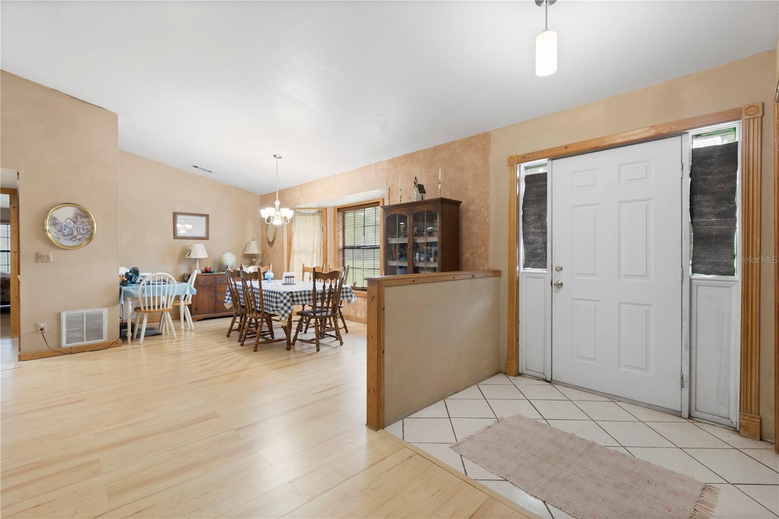 Image 16 of 56 For 18321 Mcmullen Rd