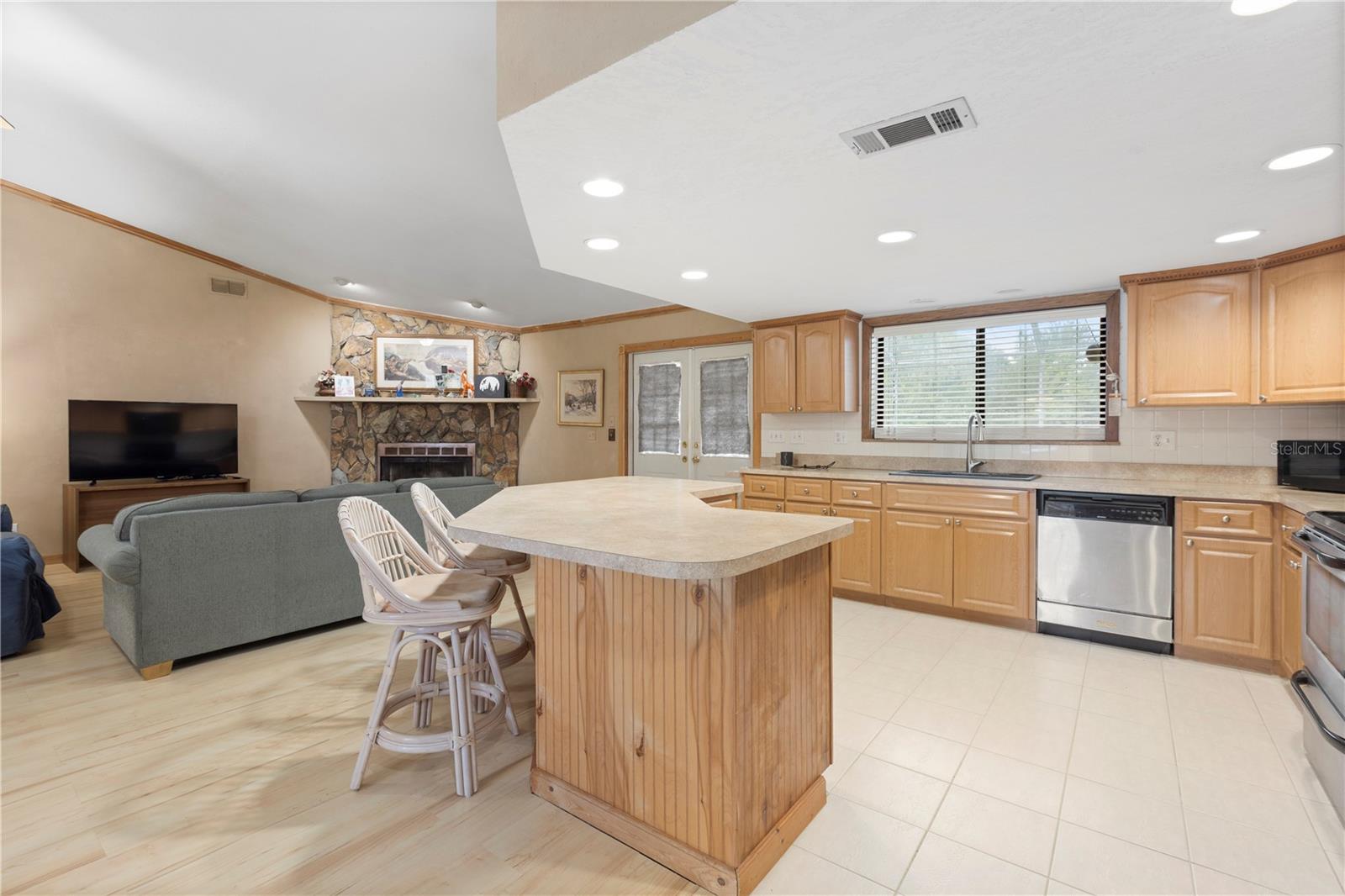 Image 22 of 56 For 18321 Mcmullen Rd