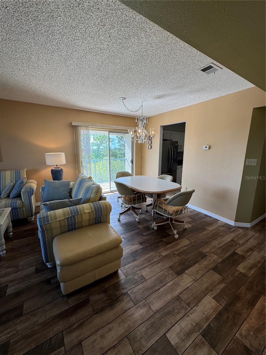 Image 18 of 34 For 5567 Sea Forest Drive 319