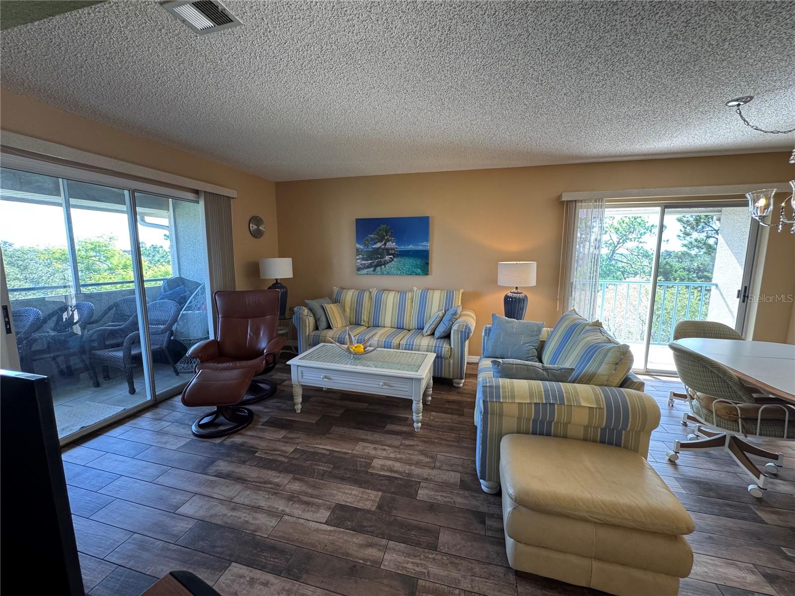Image 25 of 34 For 5567 Sea Forest Drive 319
