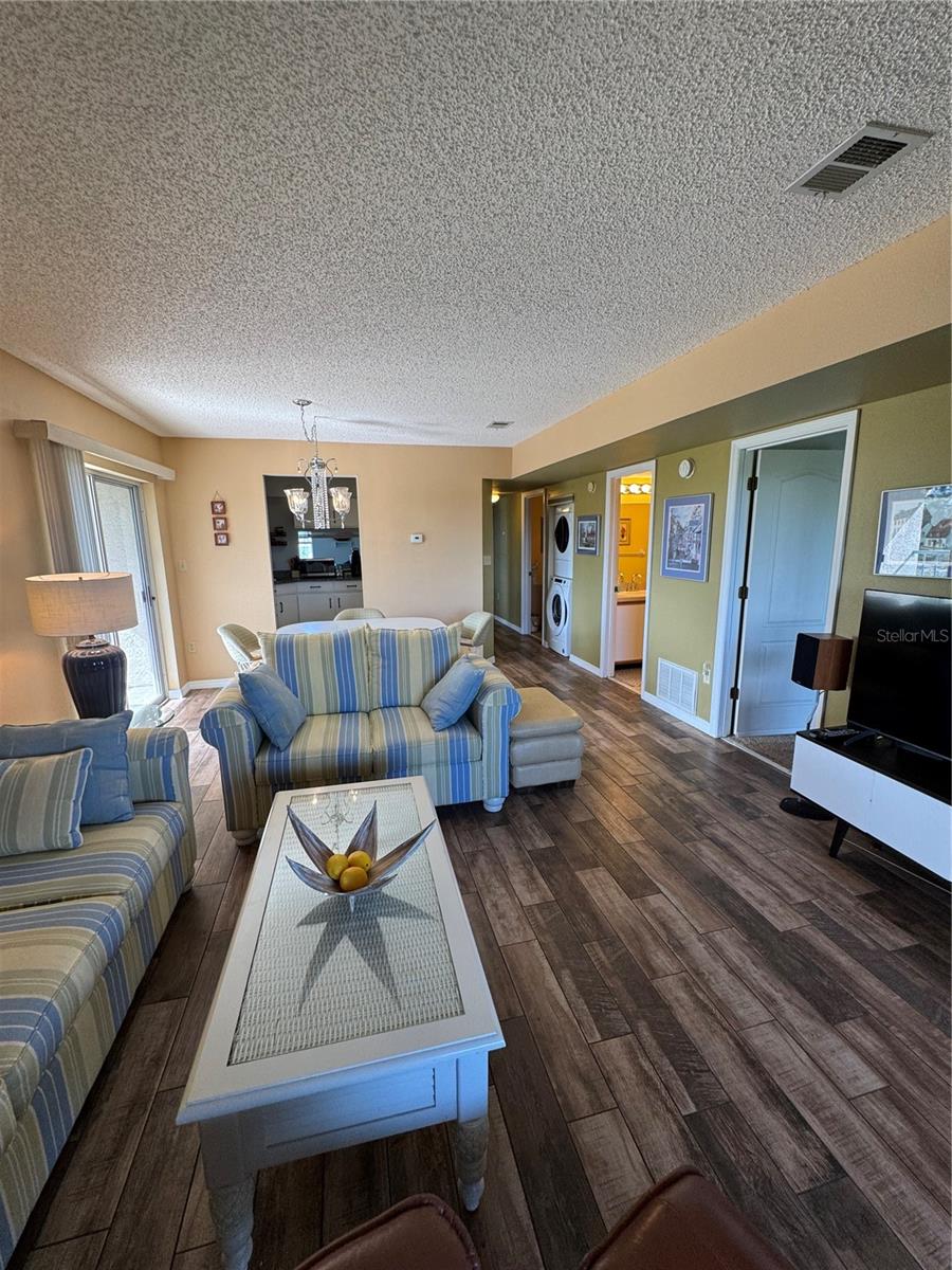 Image 27 of 34 For 5567 Sea Forest Drive 319
