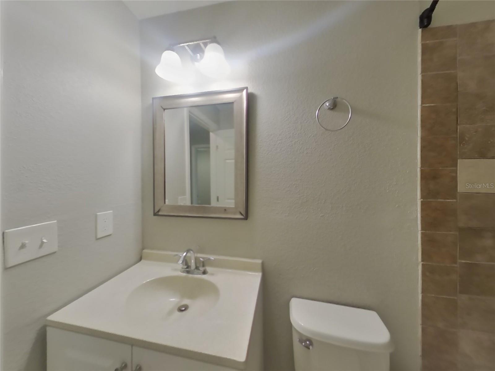 Image 17 of 19 For 14800 11th Street