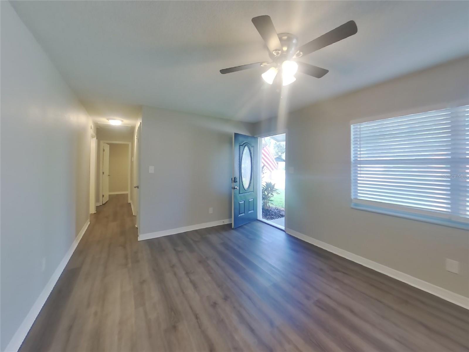 Image 4 of 19 For 14800 11th Street