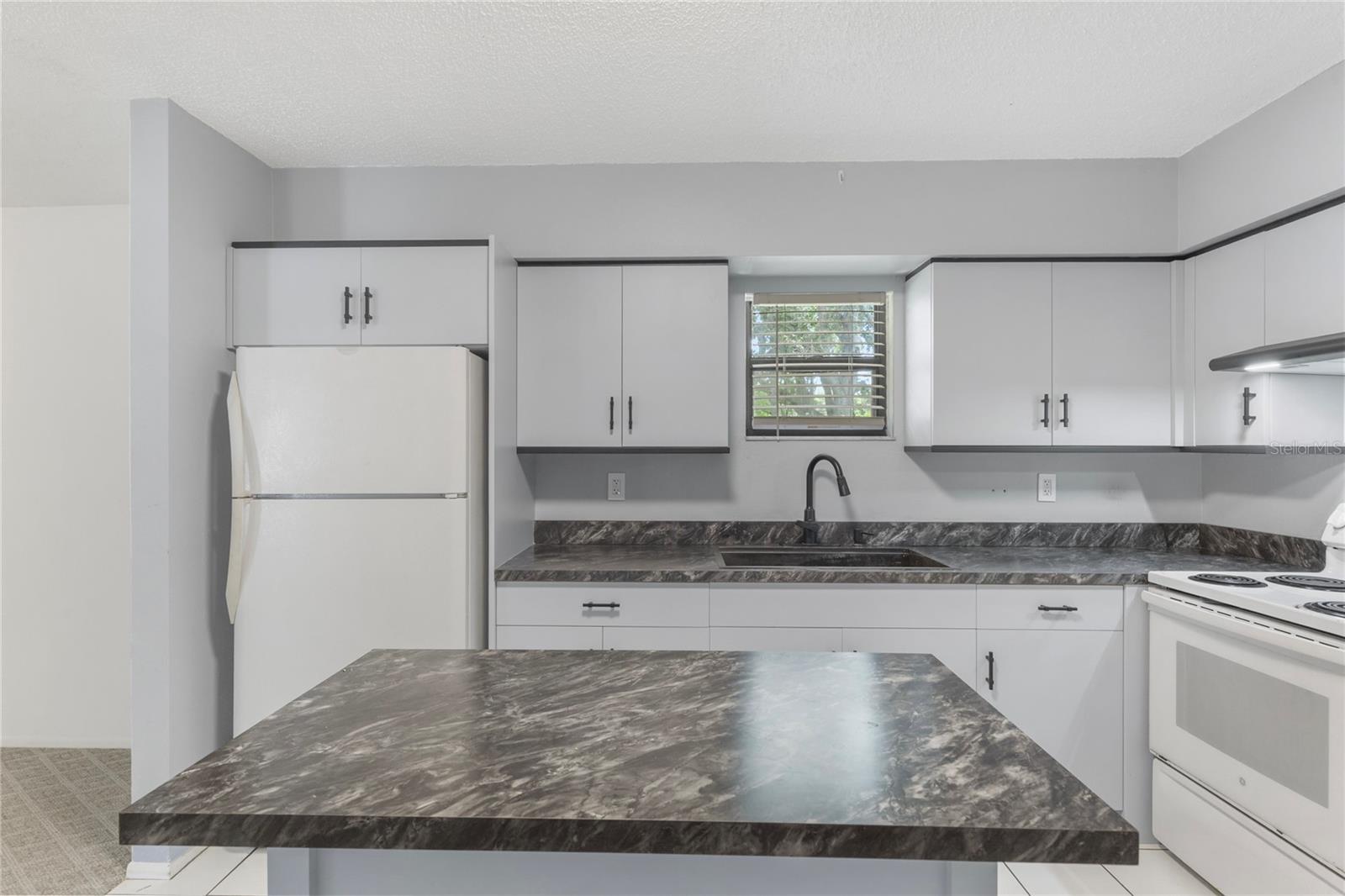 Image 8 of 36 For 2935 Shore Drive